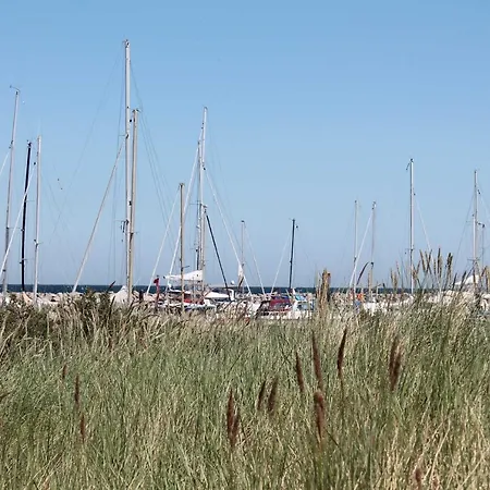 Familien Lucky Bei Kuehlungsborn Ofc 08 Apartmán