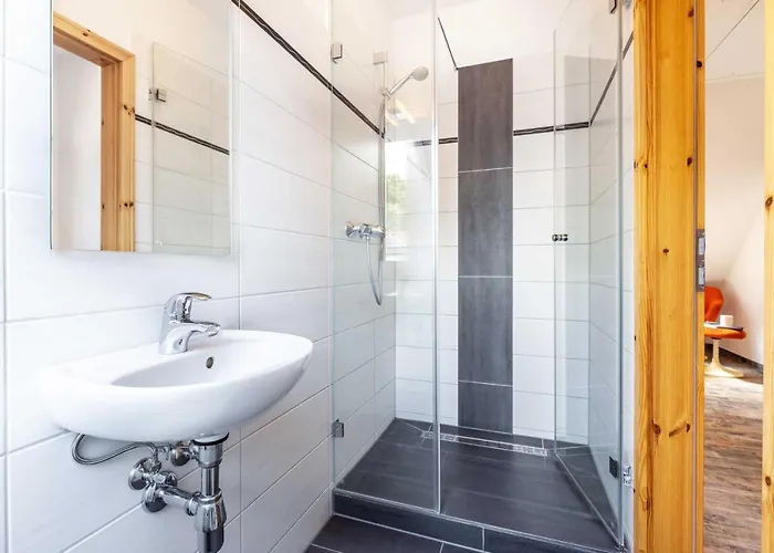 Familien Lucky Bei Kuehlungsborn Ofc 08 Appartement *